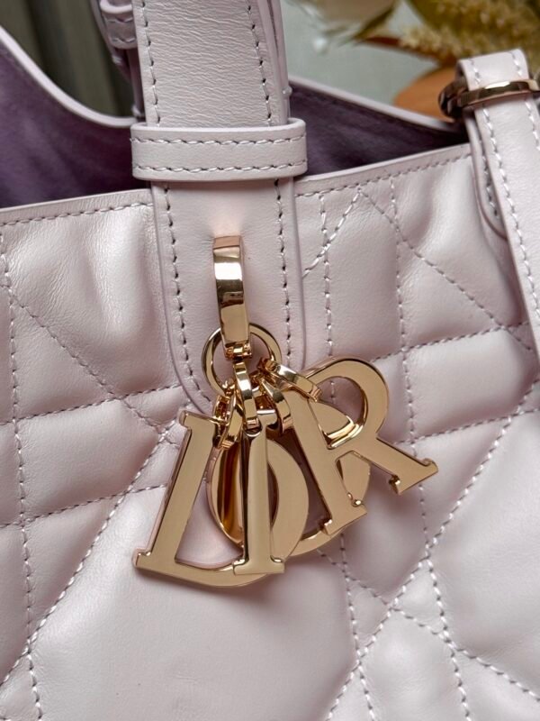DIOR - Image 4
