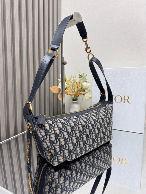 DIOR - Image 4