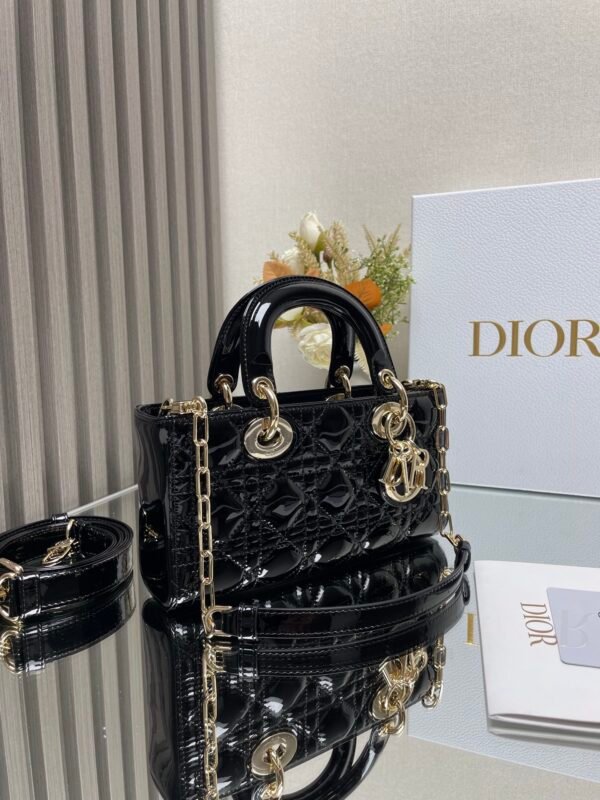 DIOR - Image 4