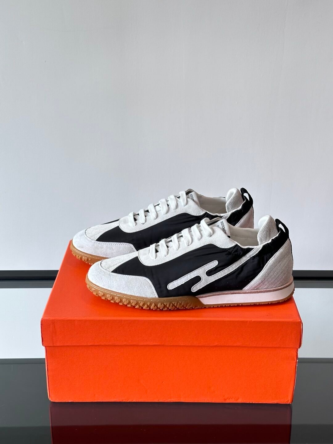 HERMES Man - Image 4