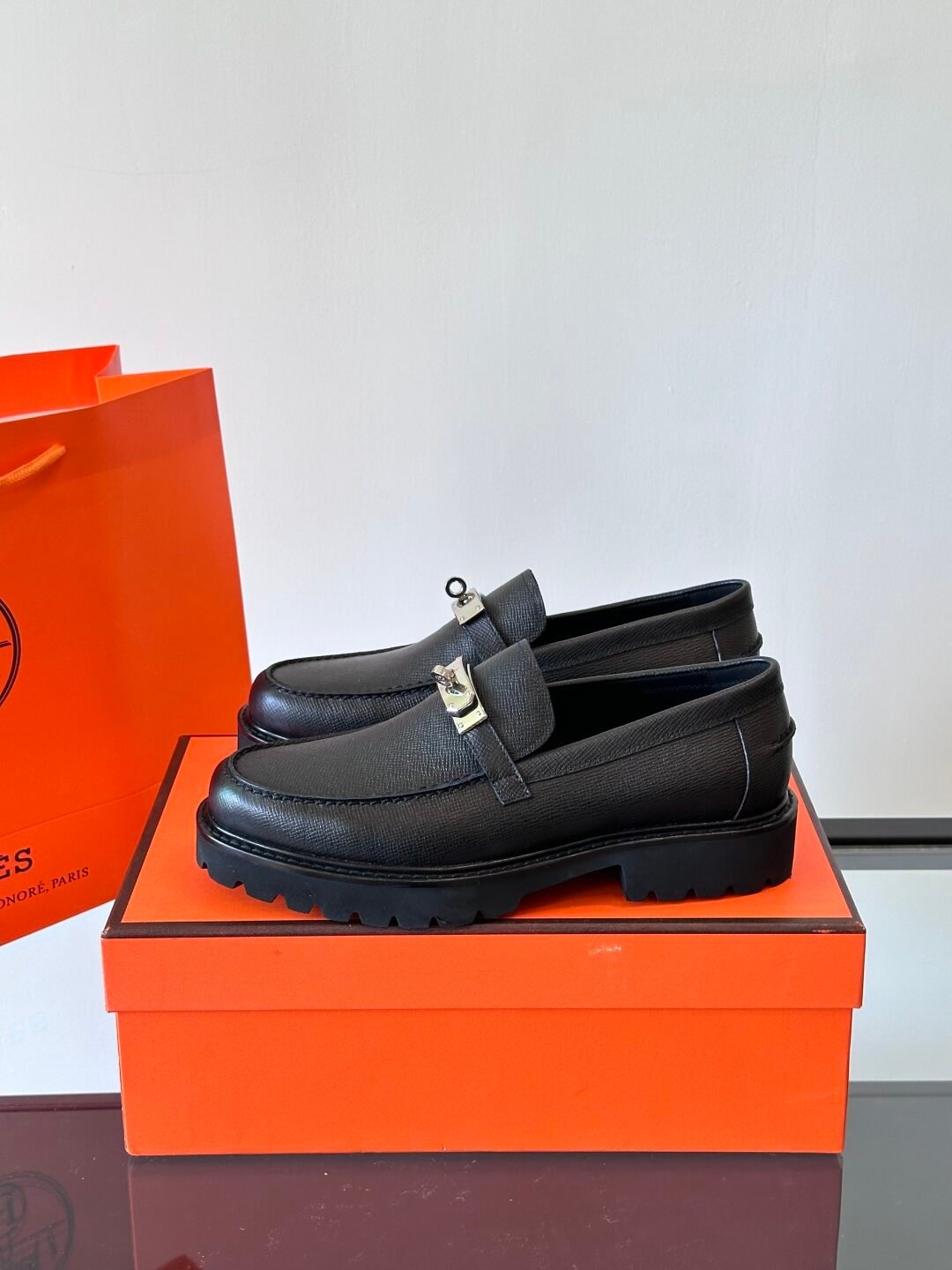 HERMES Man - Image 4