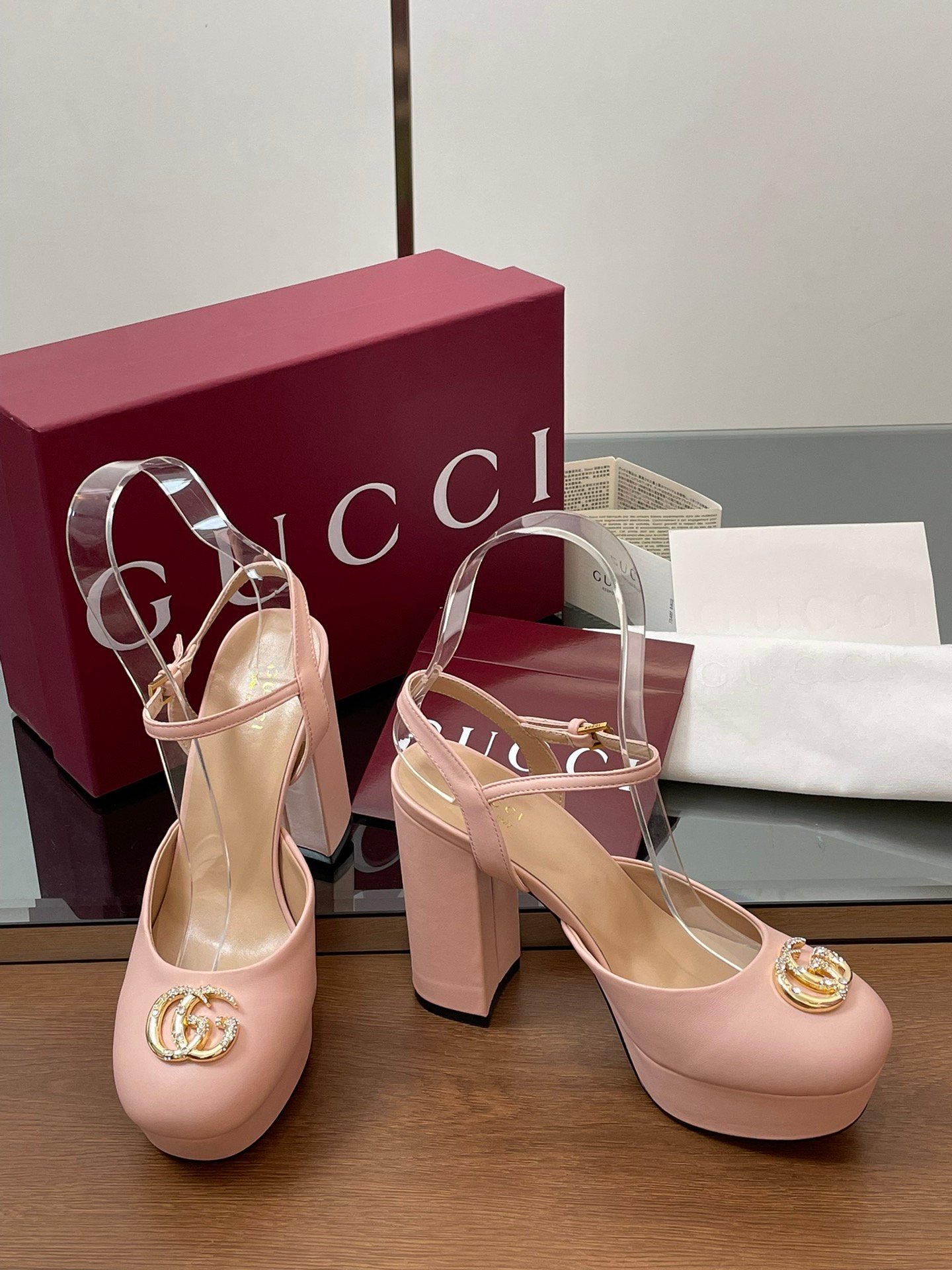 CUCCI WOMEN - Image 4