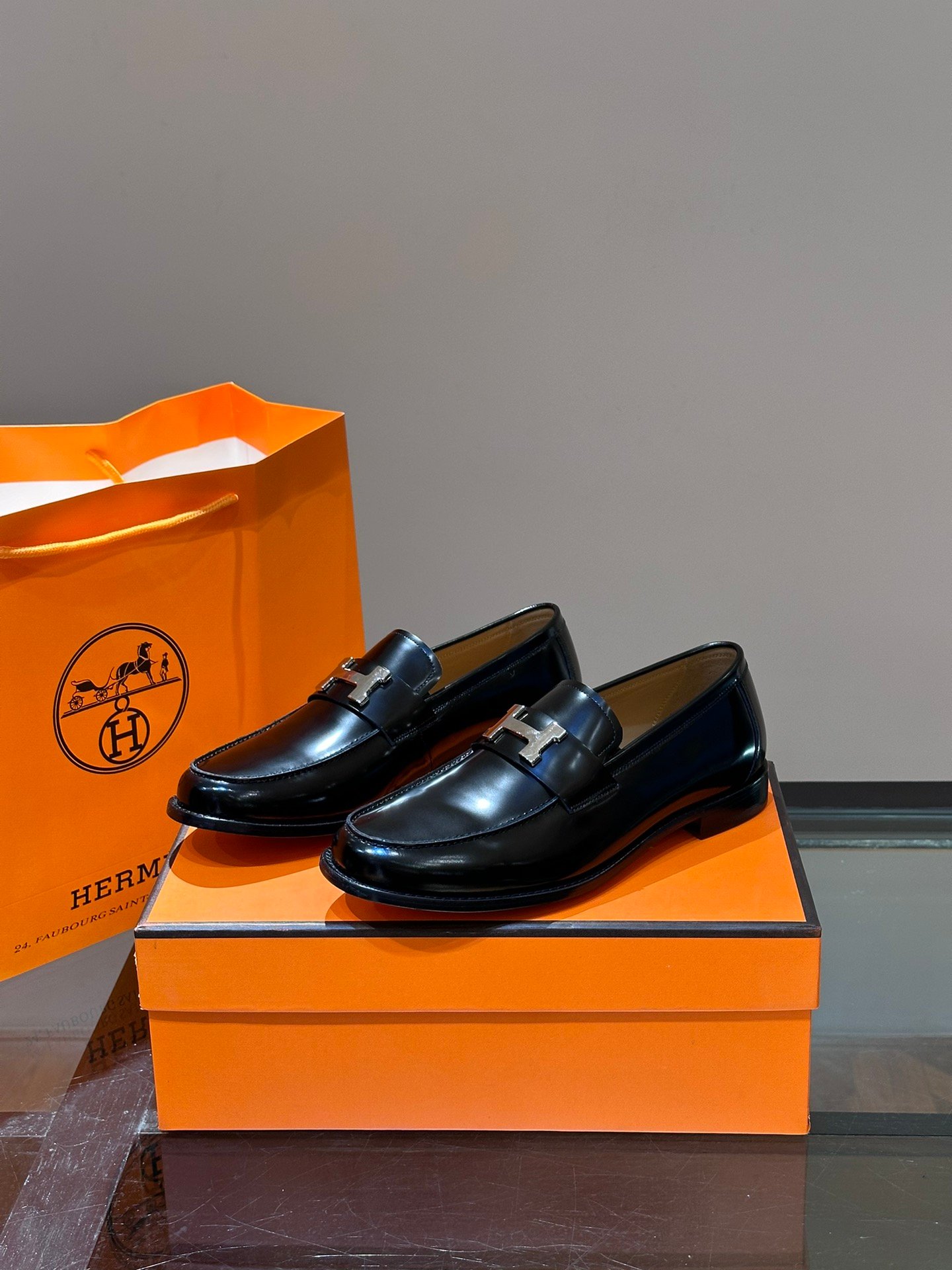 HERMES Man - Image 4