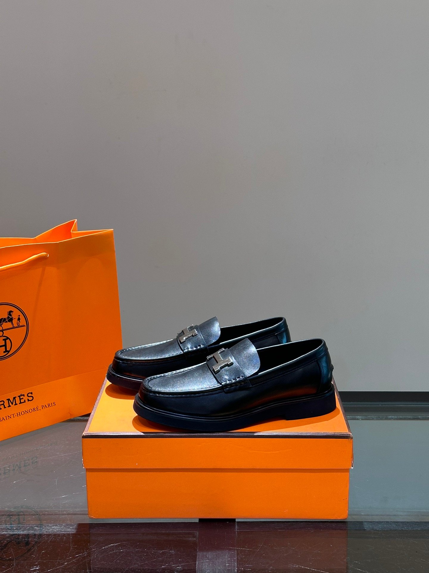 HERMES Man - Image 4