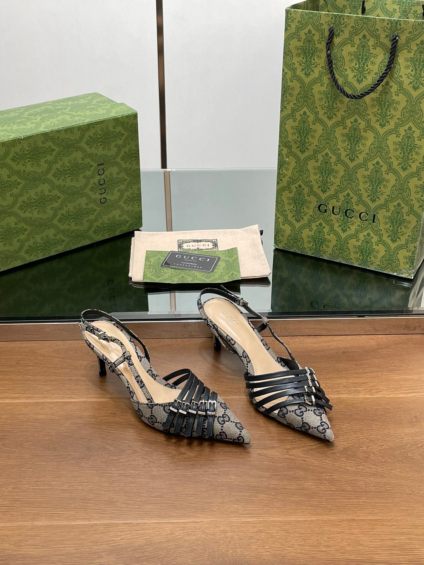 CUCCI WOMEN - Image 4