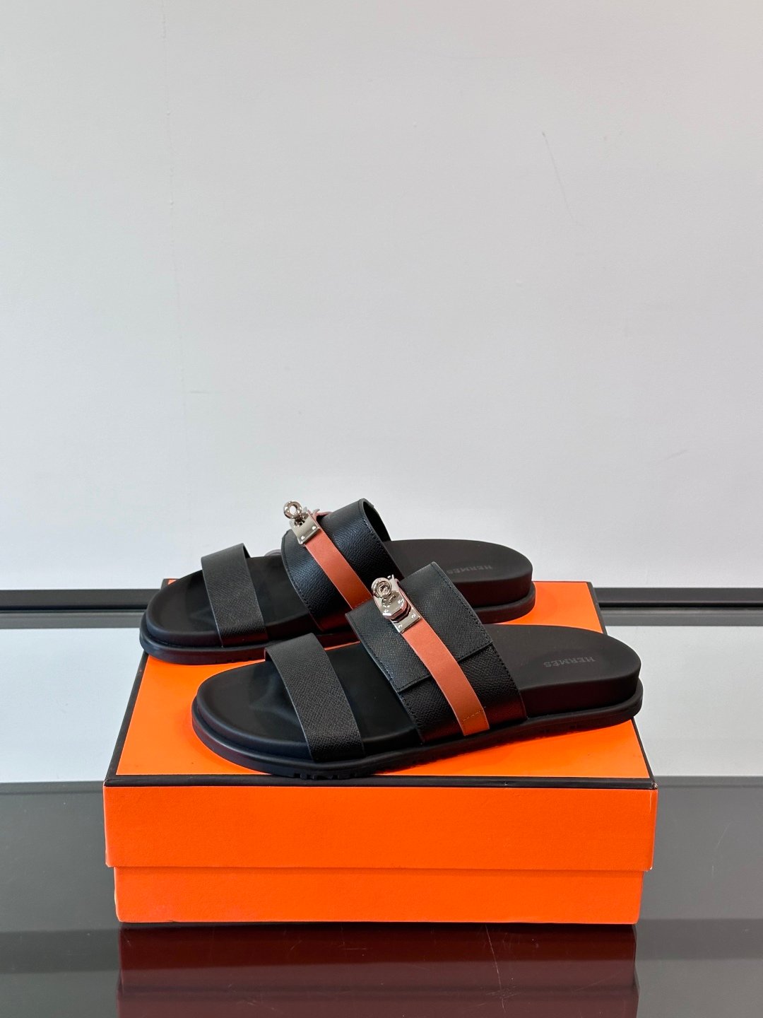 HERMES Man - Image 4