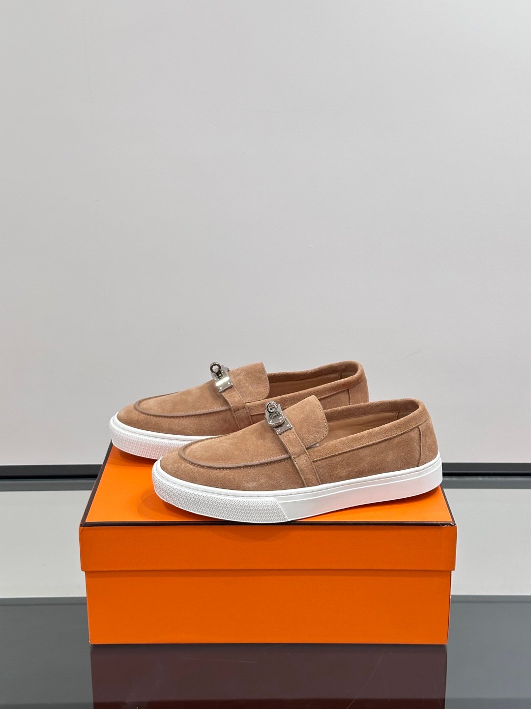 HERMES Man - Image 4