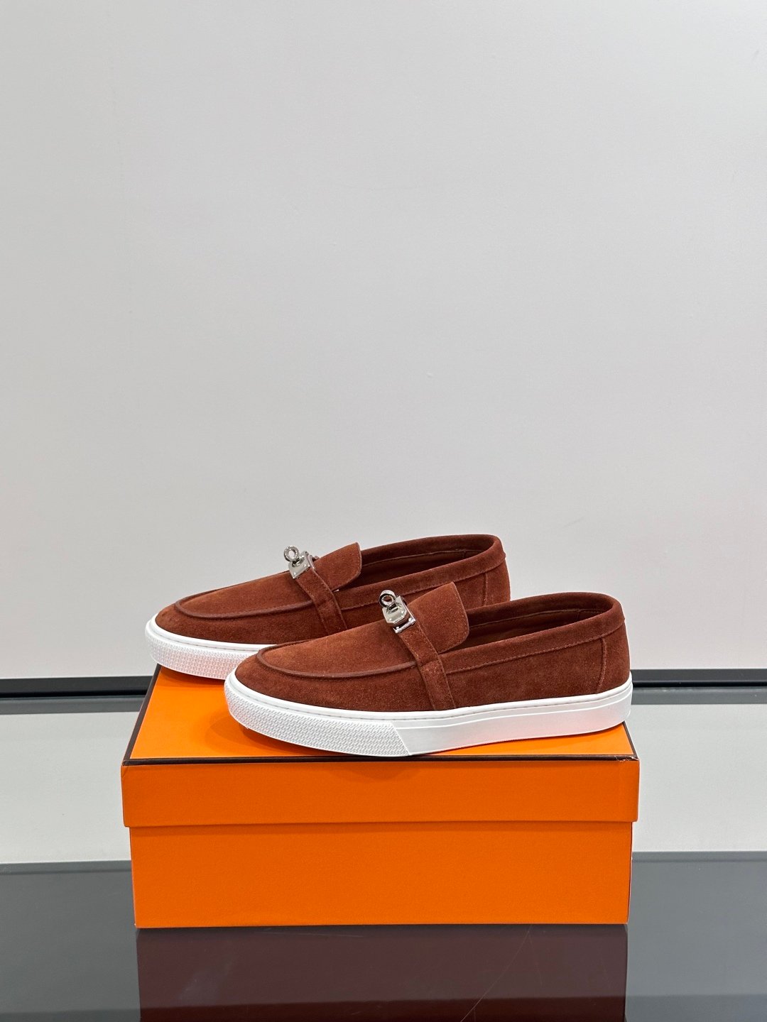 HERMES Man - Image 4