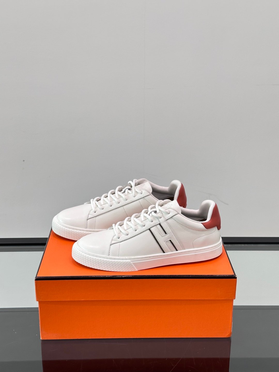 HERMES Man - Image 4