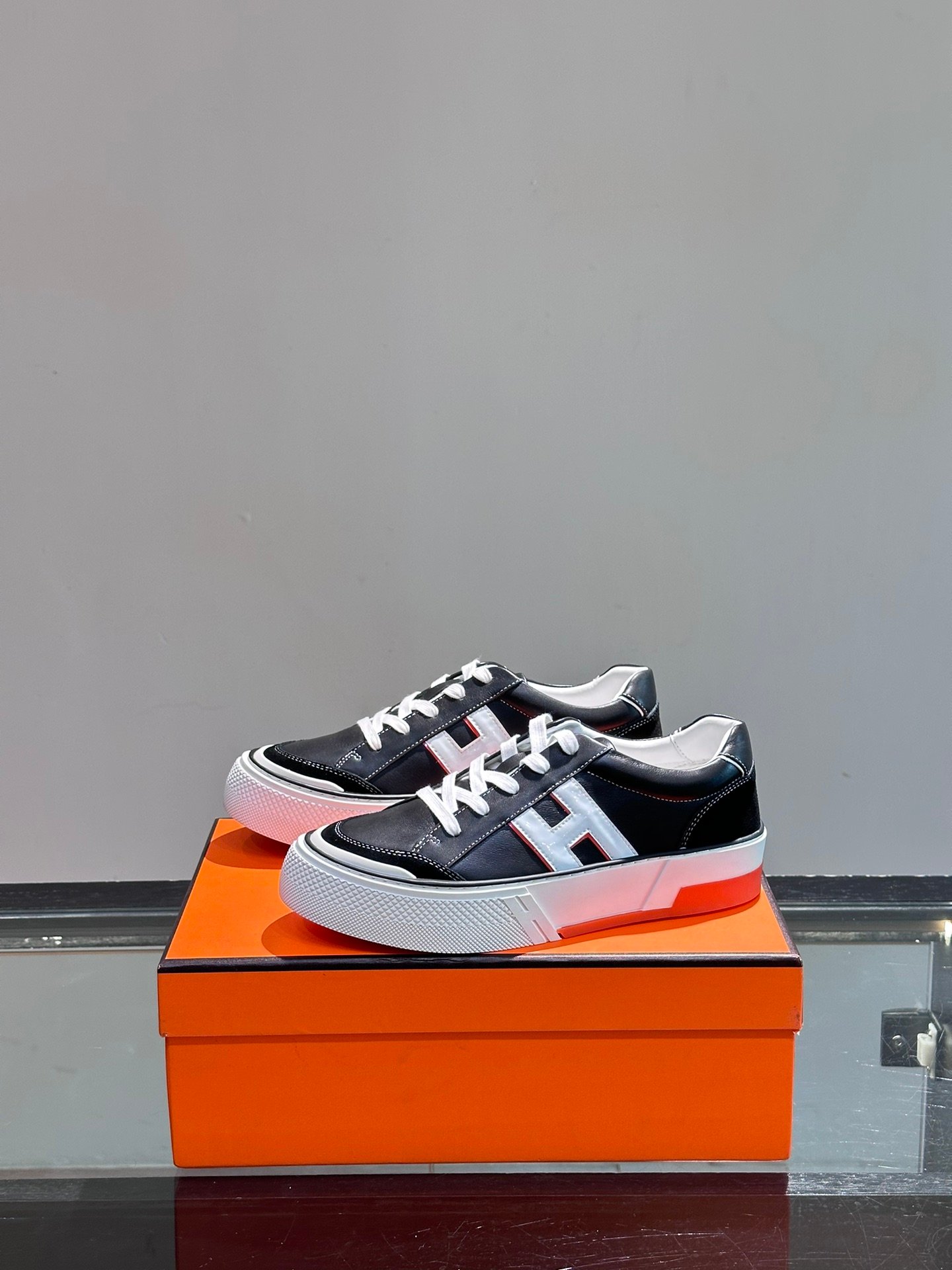 HERMES Man - Image 4