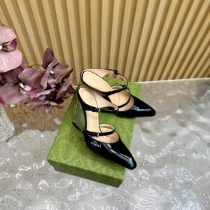 CUCCI  WOMEN