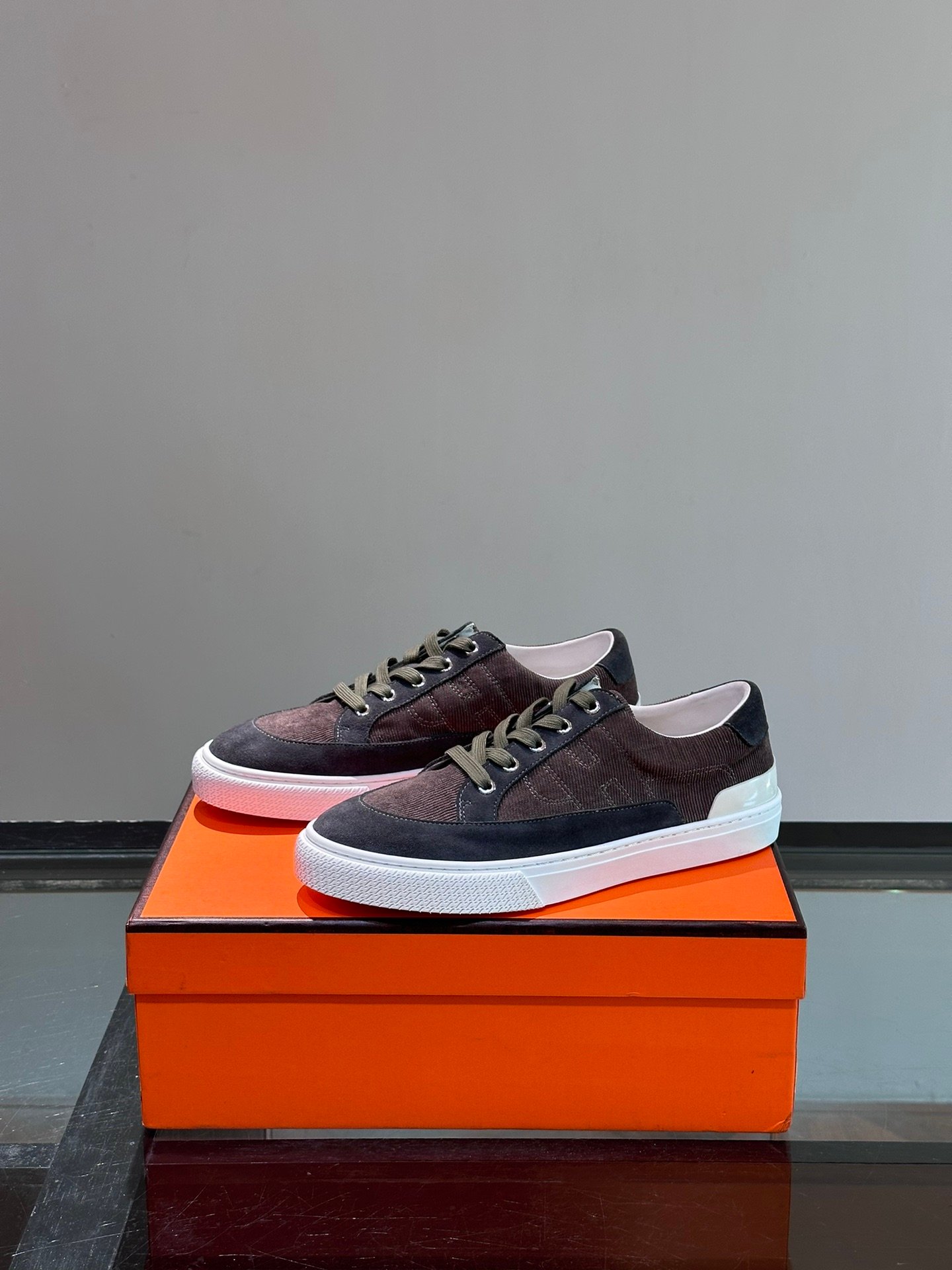 HERMES Man - Image 4