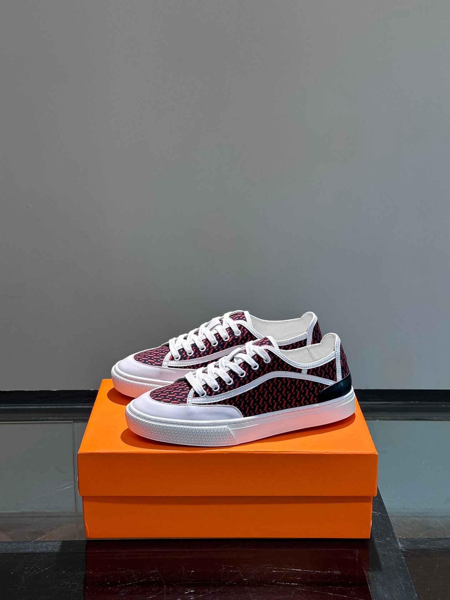 HERMES Man - Image 4