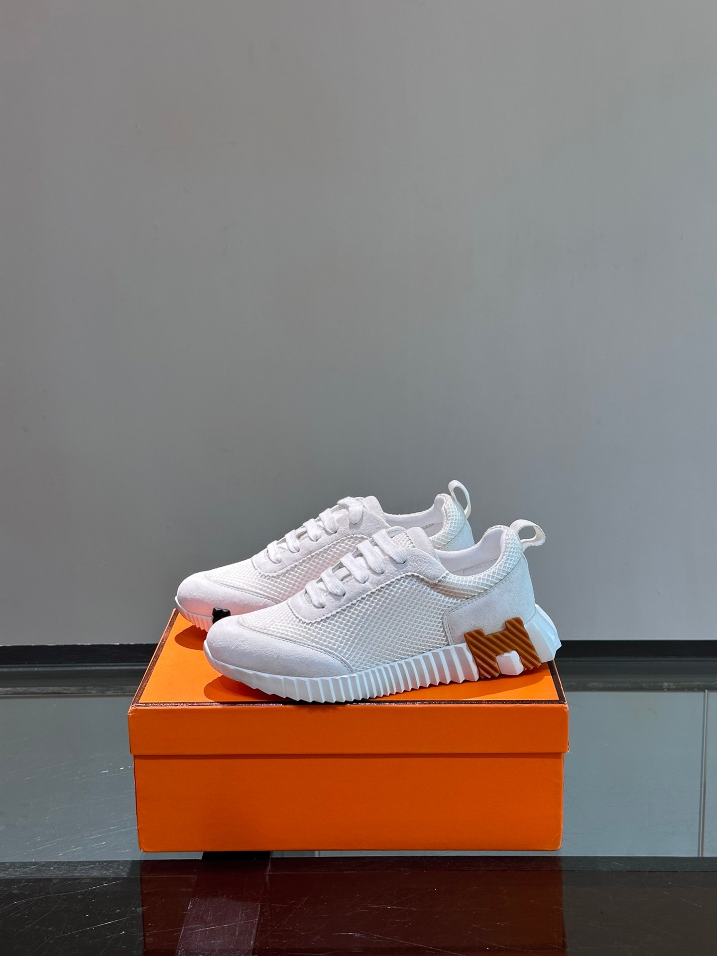 HERMES Man - Image 4