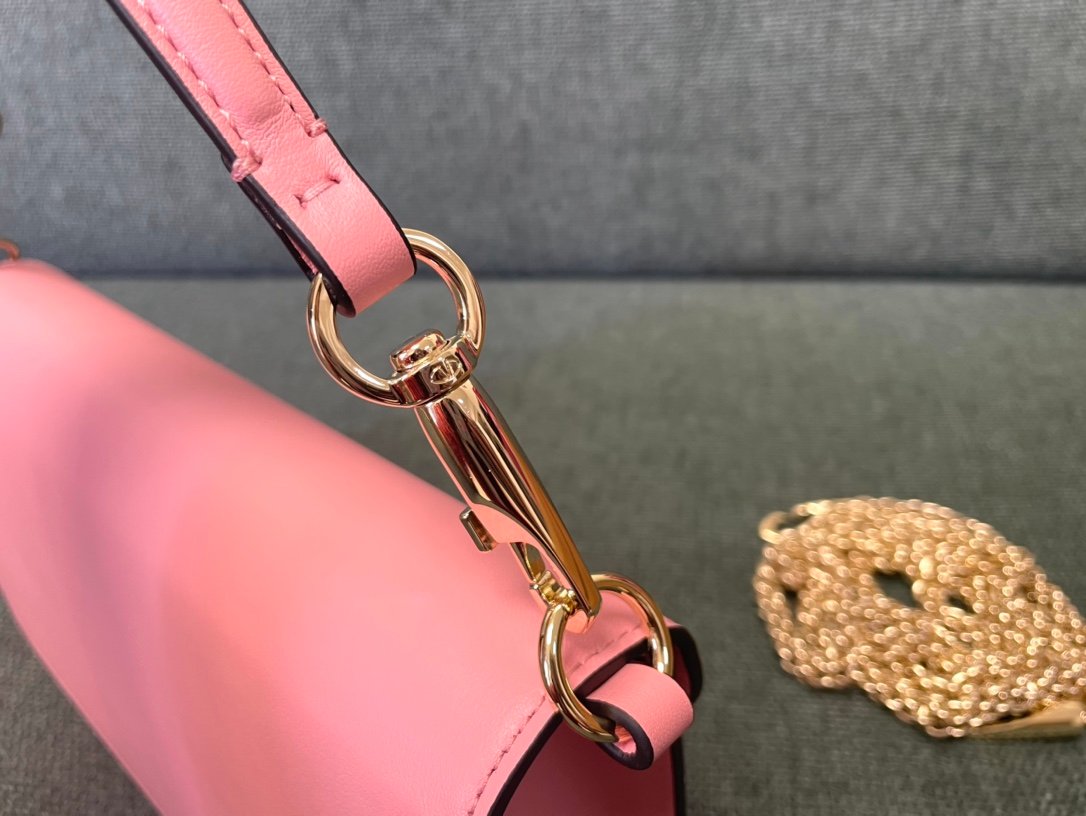 Valentino Bag - Image 6