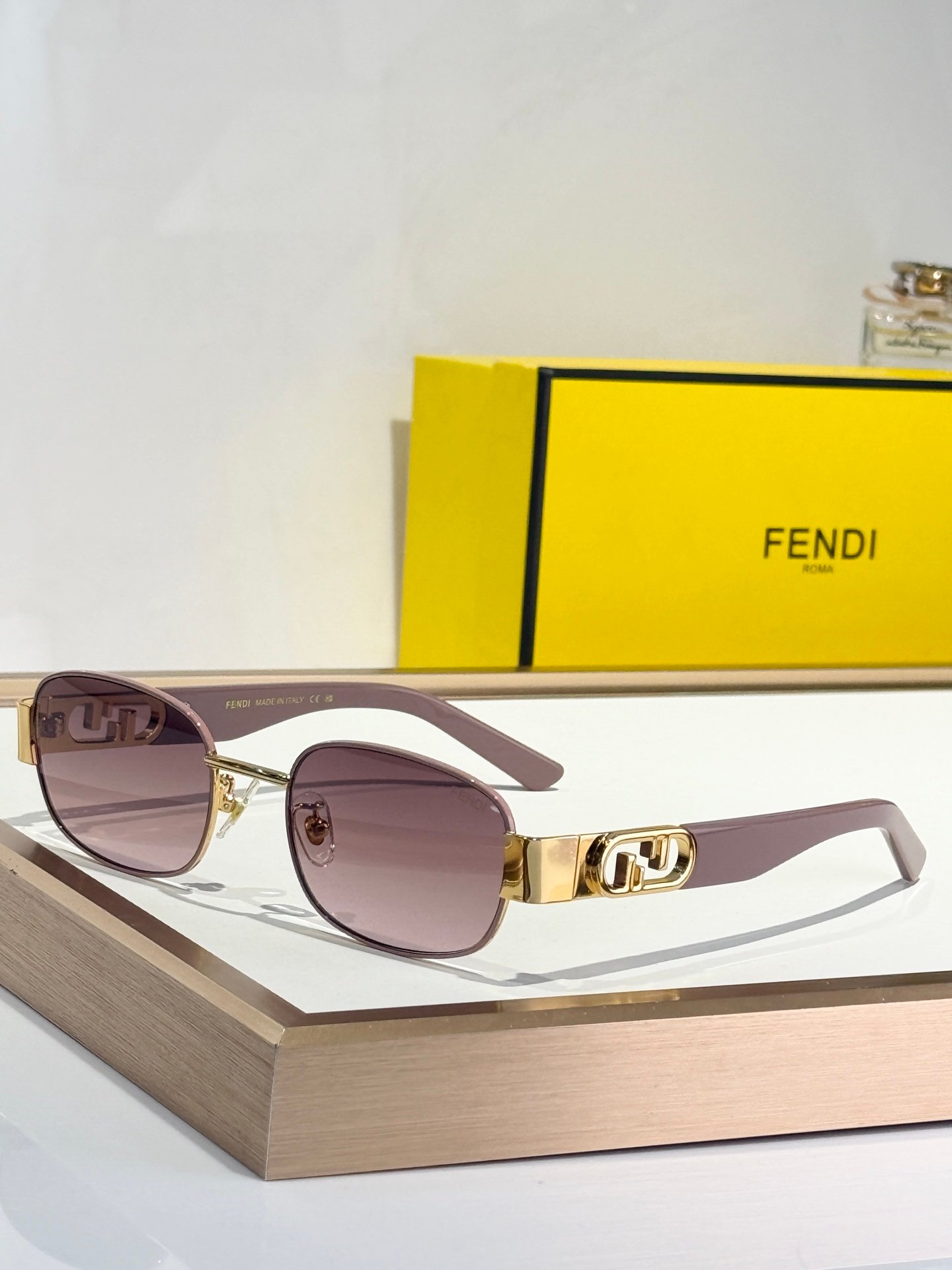 FENDI - Image 5