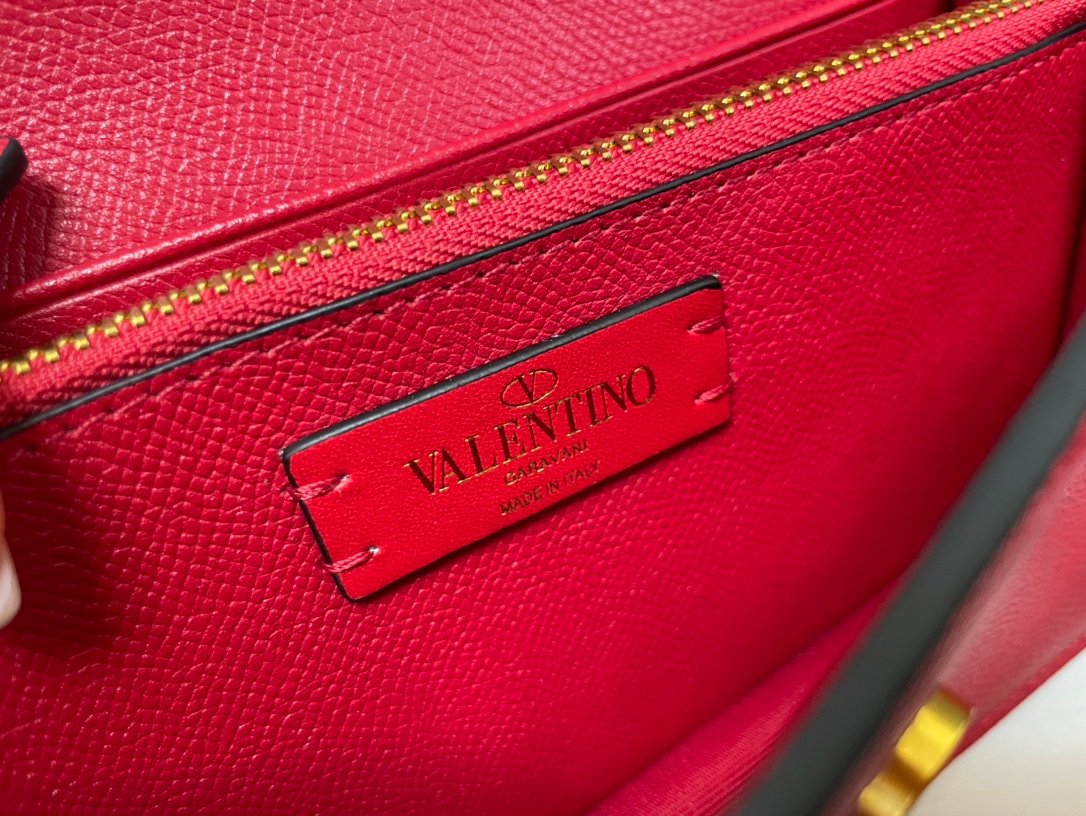 Valentino Bag - Image 5