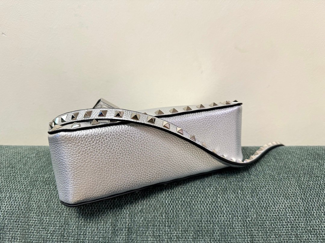 Valentino Bag - Image 5