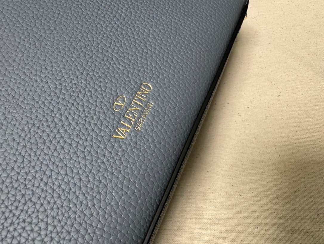 Valentino Bag - Image 5