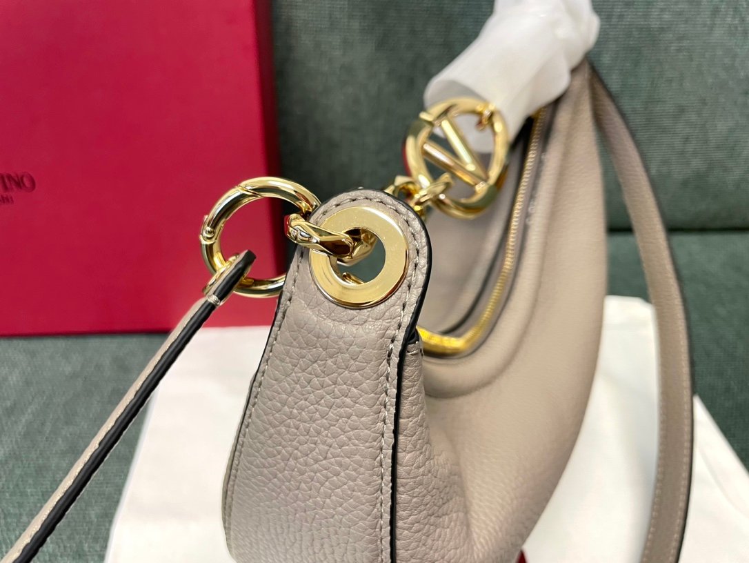 Valentino Bag - Image 5