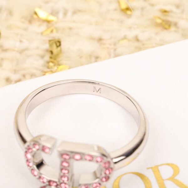 Dior - Image 5