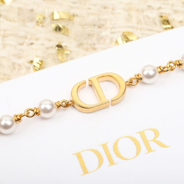 Dior - Image 5
