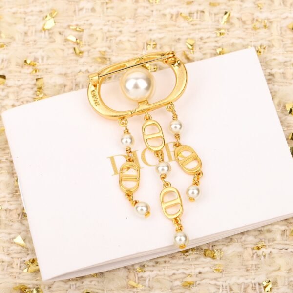 Dior - Image 5