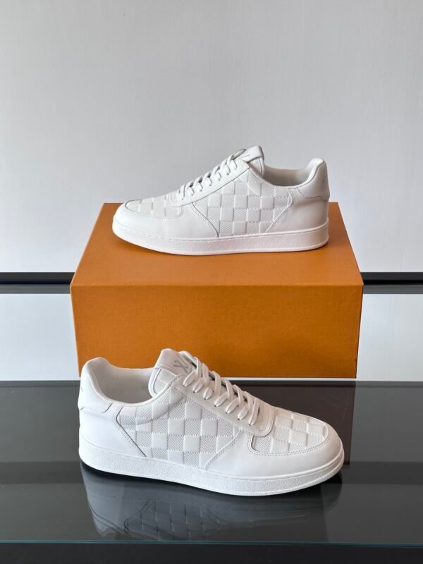 LV MAN - Image 5