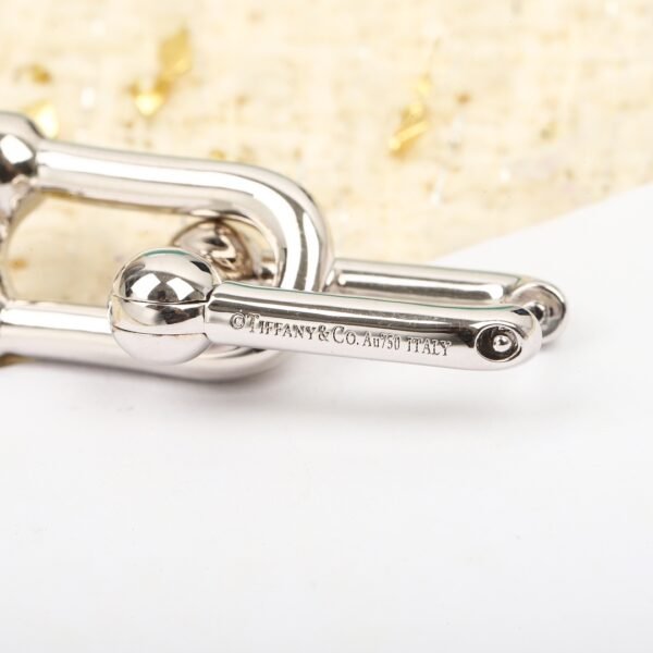 TIFFANY - Image 5