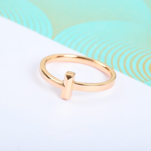 TIFFANY - Image 5