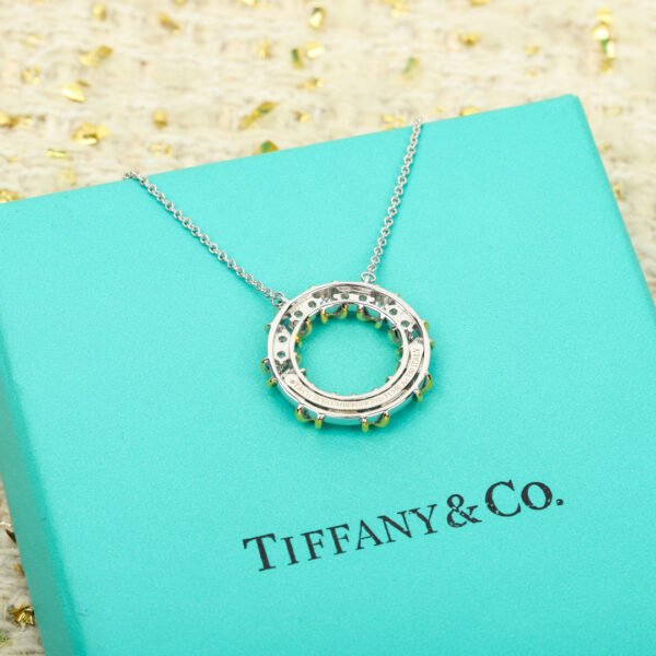 TIFFANY - Image 5
