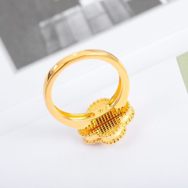 Van Cleef & Arpels - Image 5