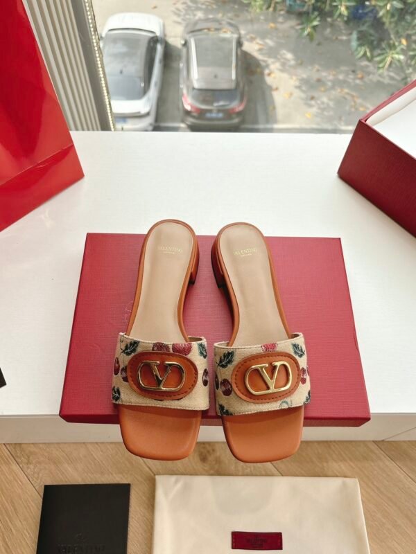 Valentino women