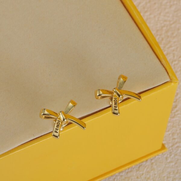 FENDI - Image 5