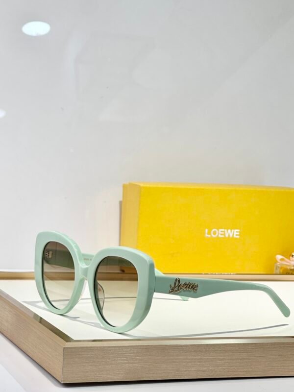 Loewe - Image 5