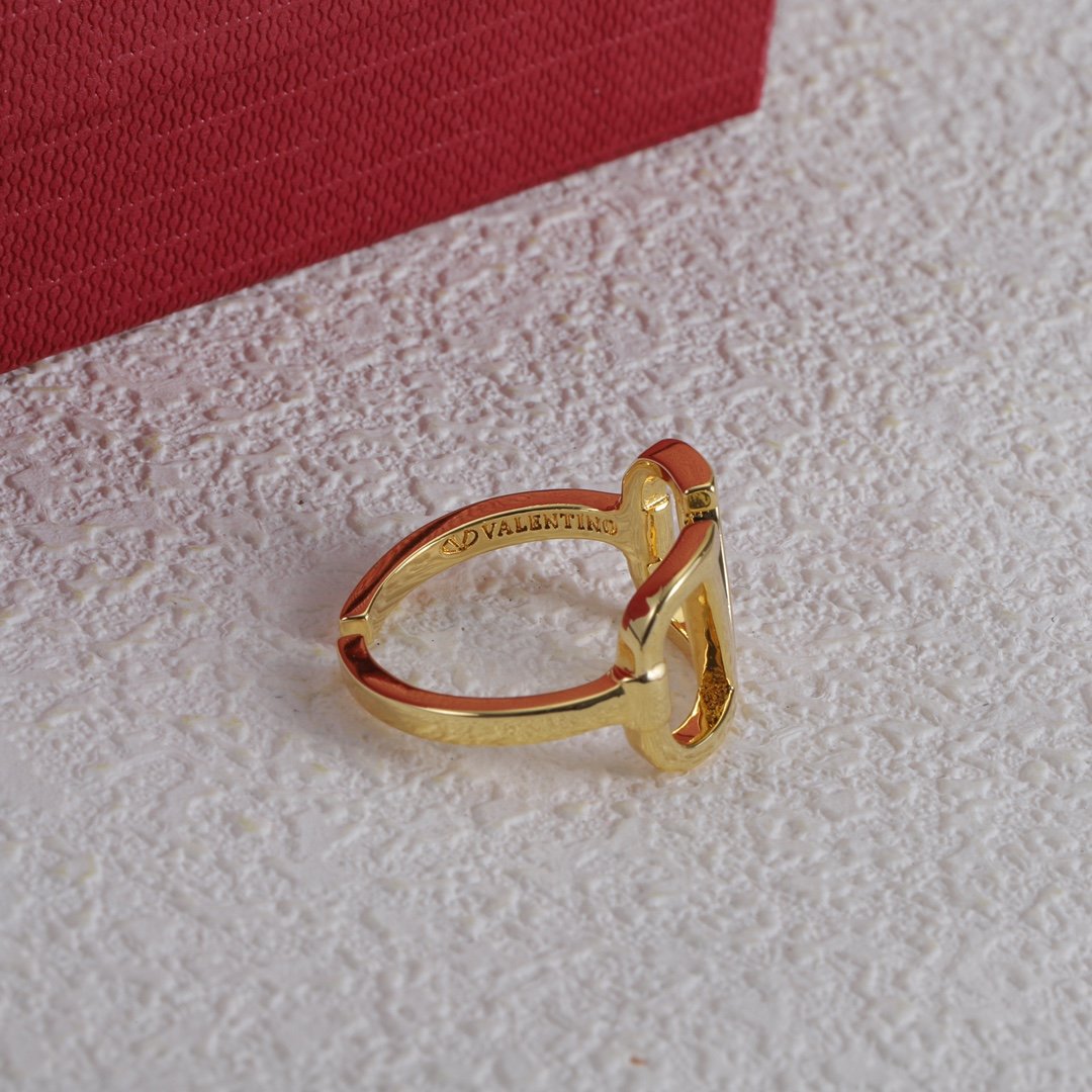 VELENTINO - Image 5