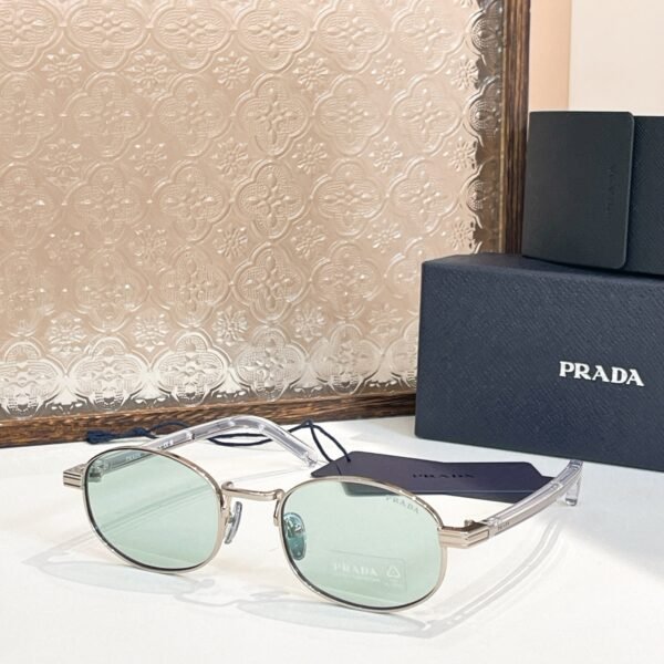 PRADA - Image 5