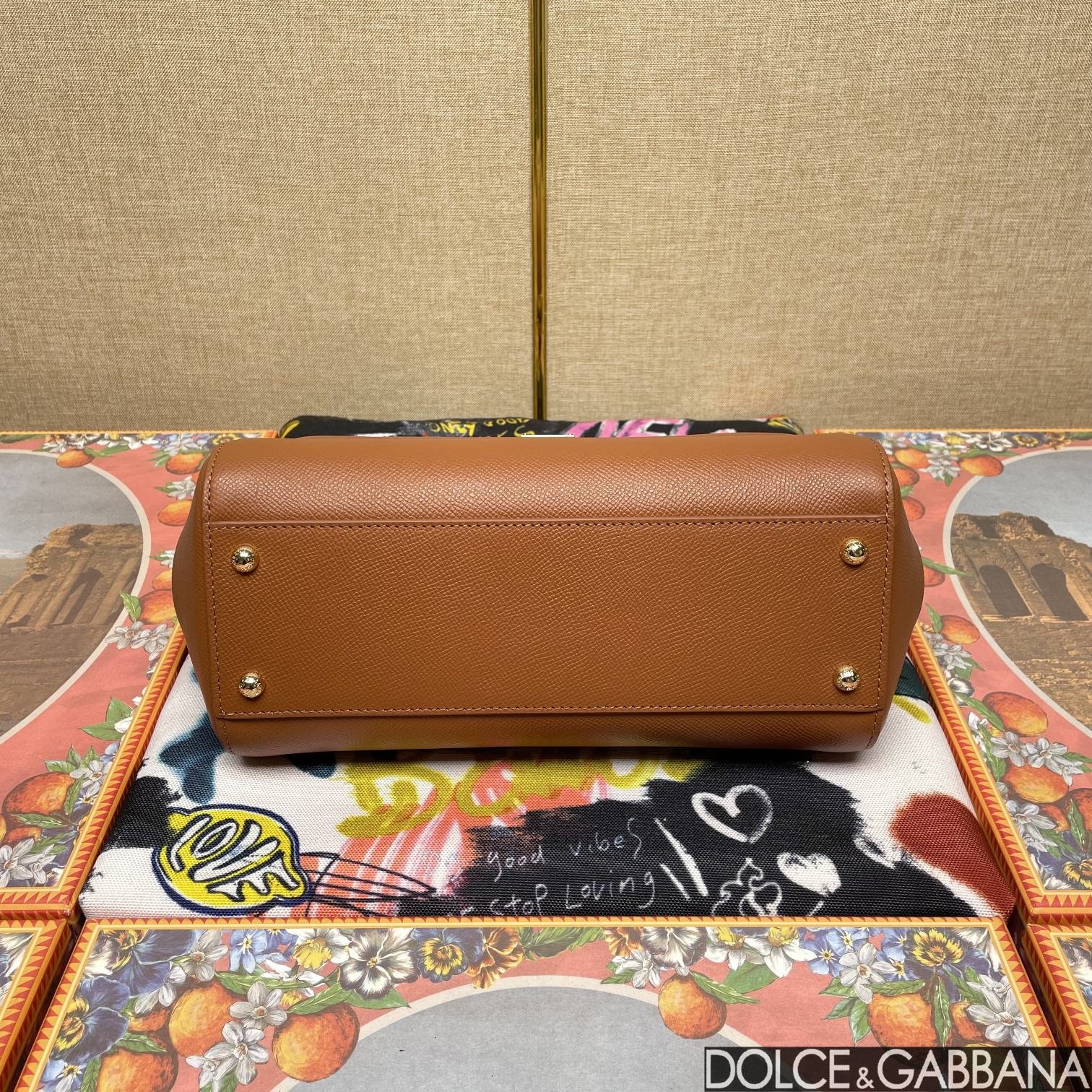 Dolce & Gabba - Image 6