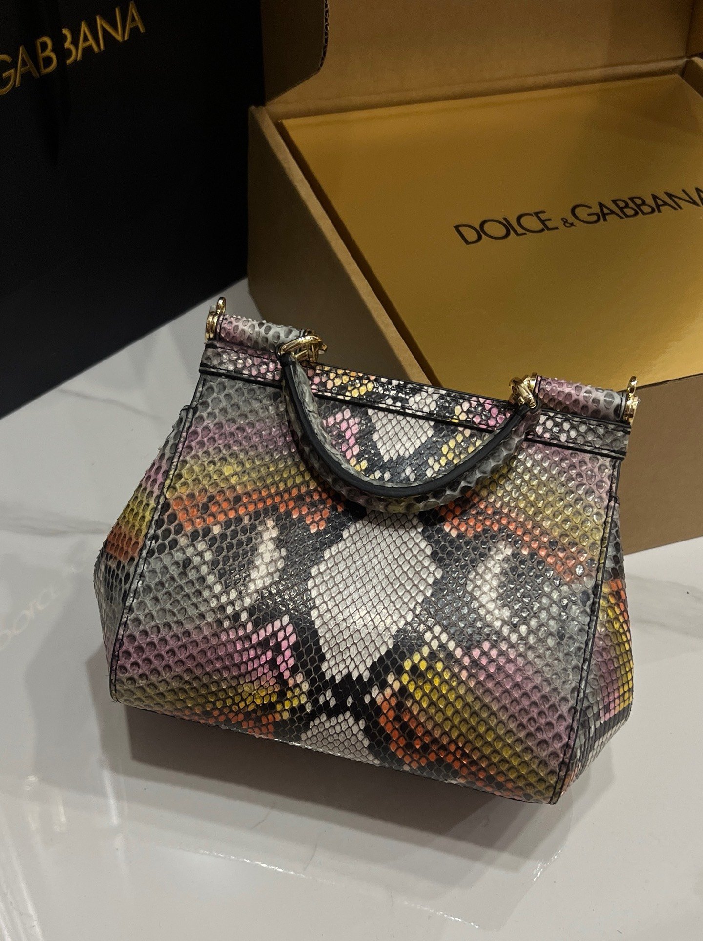 Dolce & Gabba - Image 6