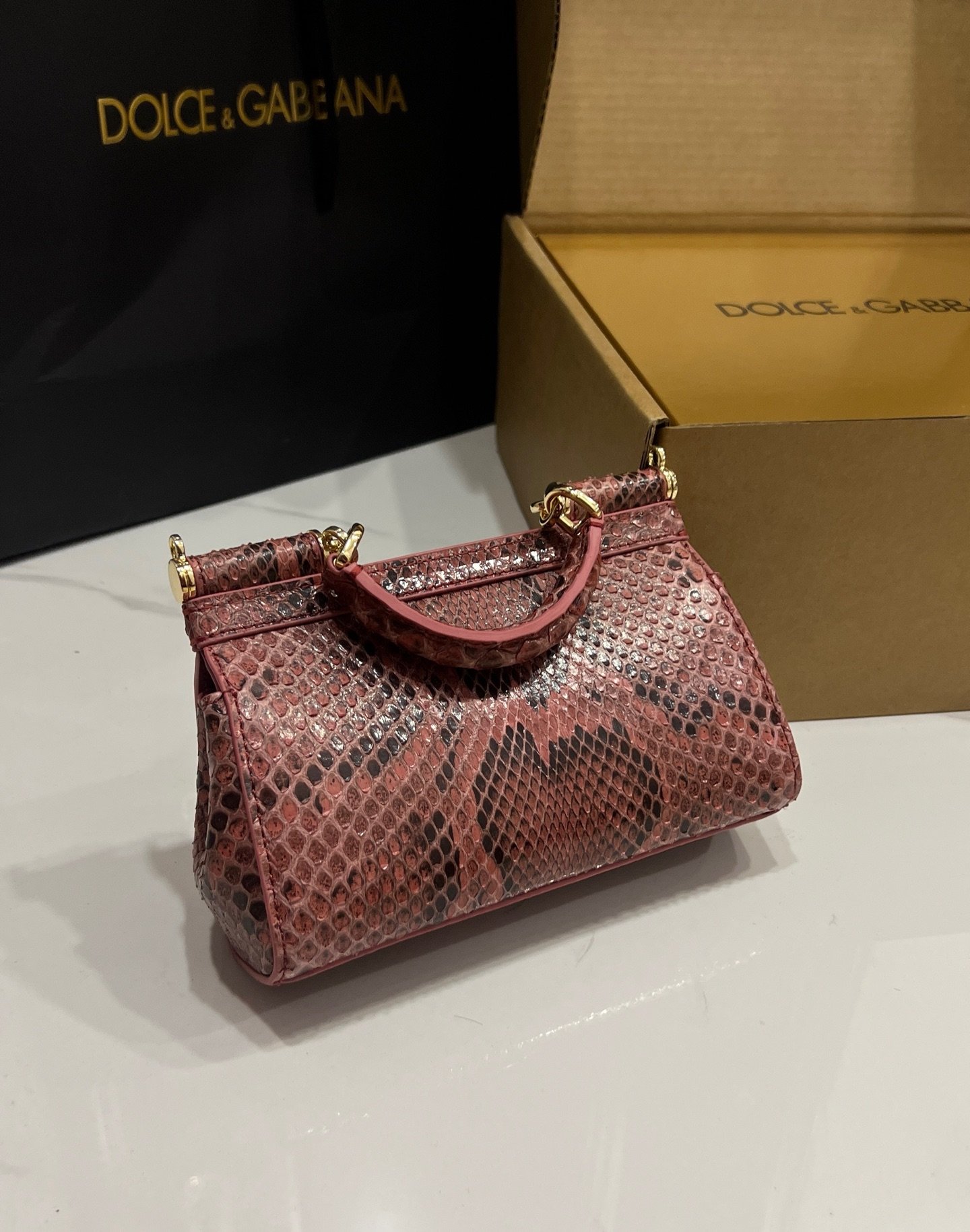 Dolce & Gabba - Image 6