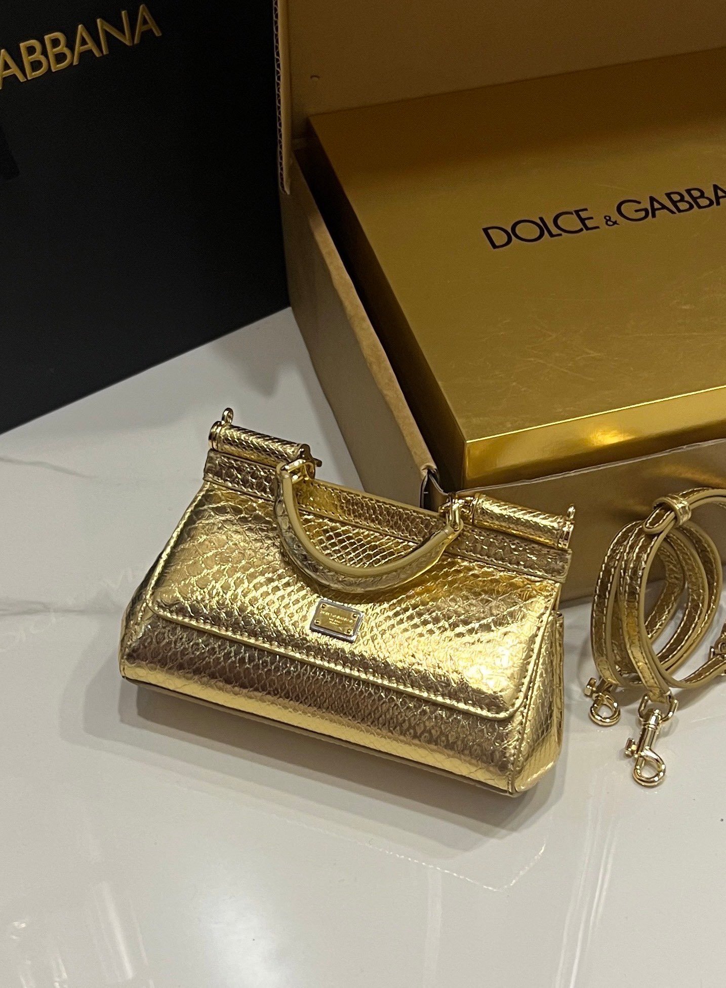 Dolce & Gabba - Image 6