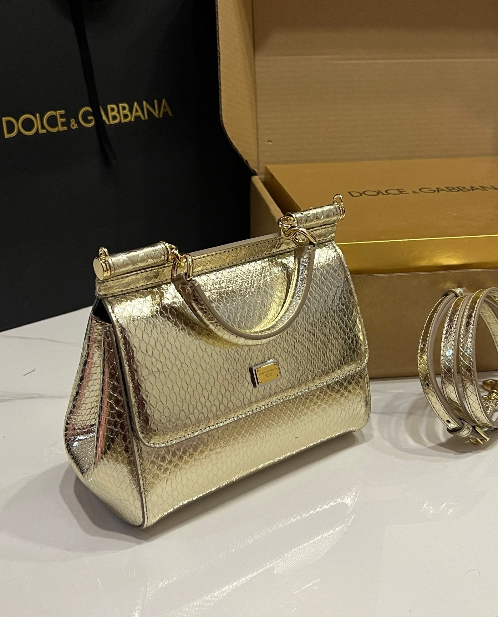 Dolce & Gabba - Image 6