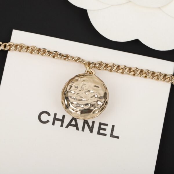 Chanel - Image 5