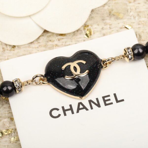 Chanel - Image 5