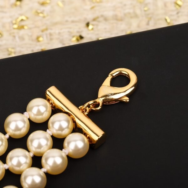Chanel - Image 5