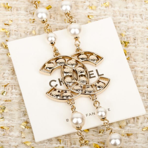 Chanel - Image 5