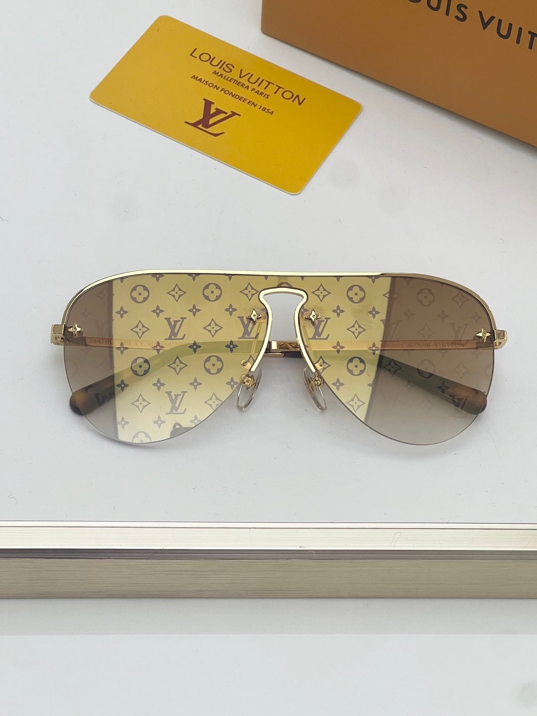 LV - Image 5