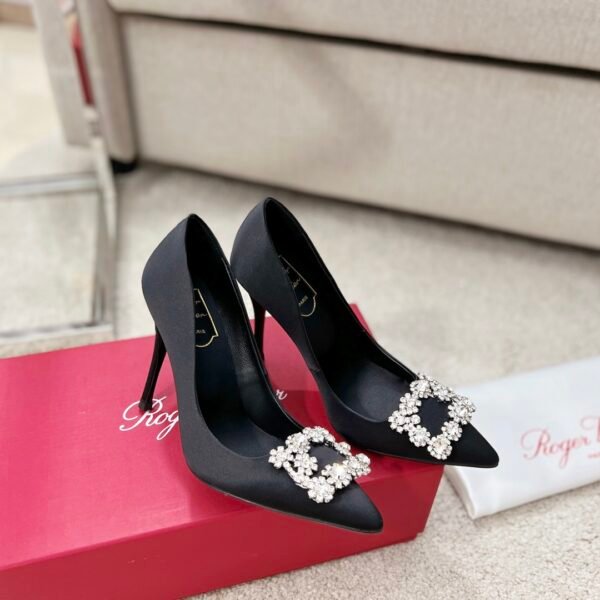 Roger Vivier - Image 5