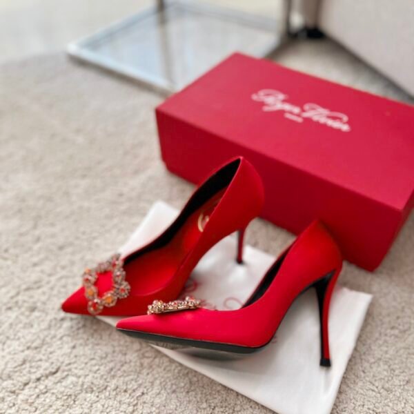 Roger Vivier - Image 5
