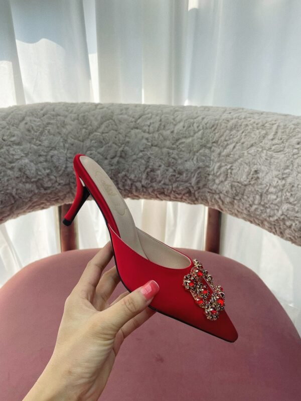 Roger Vivier - Image 5